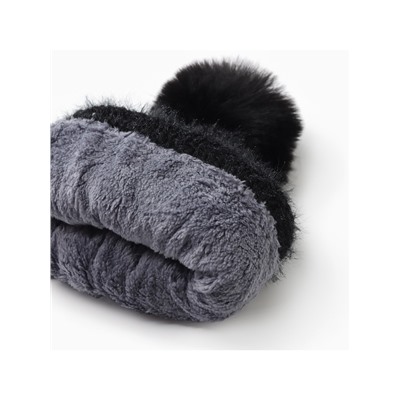 Шапка с помпоном женская MINAKU, чёрная, размер 56-58