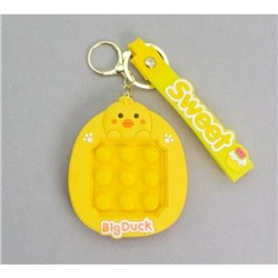 Брелок-игра лабиринт "Big duck", yellow 9х7,5х1 см 141P-010A