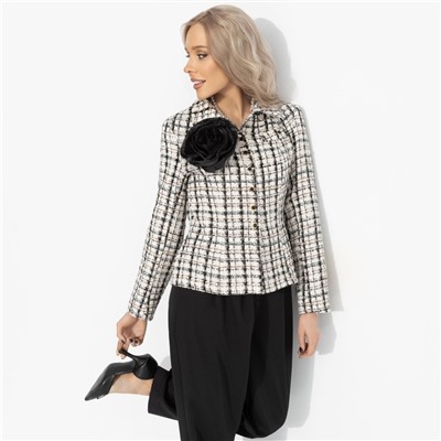 Жакет в стиле Шанель, Искра решимости