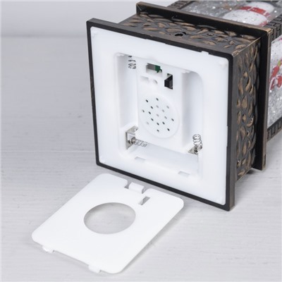 Светодиодная фигура «Фонарь со снеговиком» 10.3×31×10.3 см, пластик, от батареек ААх3, USB, свечение тёплое белое