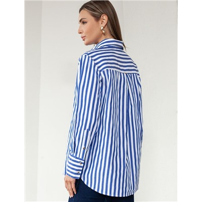 Блузка свободного силуэта с золотистыми пуговицами