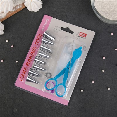 Набор кондитерский «Веста», 15 предметов: 3 мешка, щипцы, адаптер, зажим, 8 насадок, щёточка, насадки МИКС