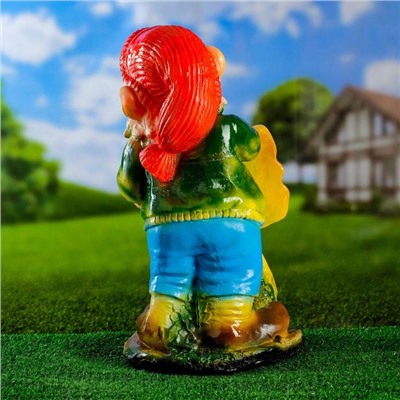 Садовая фигура из гипса «Гном с табличкой», 26×26×48 см, МИКС