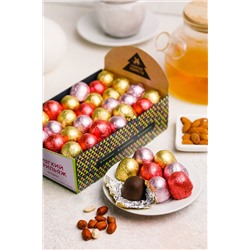 Мягкий грильяж Ассорти / классика,арахис-клюква,миндаль-вишня /шоу-бокс /540 г/ ТМ Сибирские конфеты