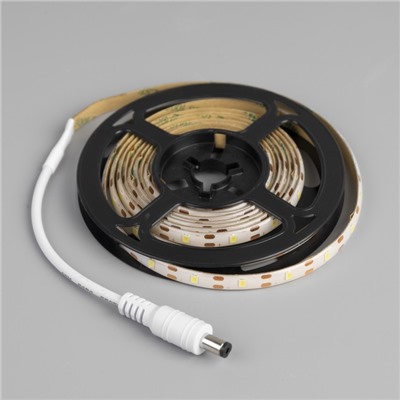 Светодиодная лента Luazon Lighting с датчиком движения 2 м, IP65, SMD2835, 60 LED/м, 4хААА, 3000К, свечение тёплое белое