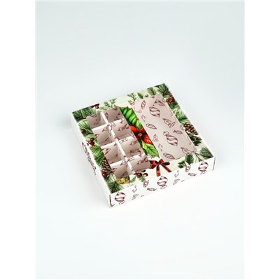 Коробка под 8 конфет и шоколад, с окном «Новогодние подарки», 17.7×17.8×3.8 см