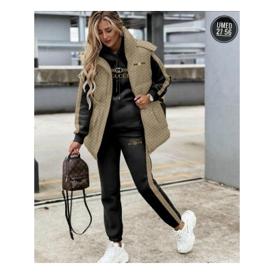 Спортивный костюм #23056352