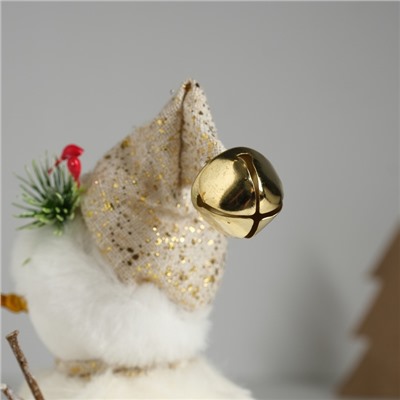 Фигурка текстиль «Снеговик меховой с веточкой на шапке», 9.5×9.5×16 см