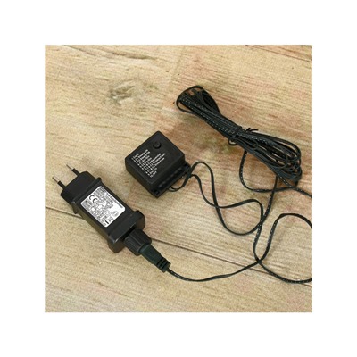 Ёлка светодиодная «Эксклюзив цветные огоньки» 140 см, диаметр нижнего яруса 70 см, 380 ПВХ веток, 9 режимов, свечение мульти