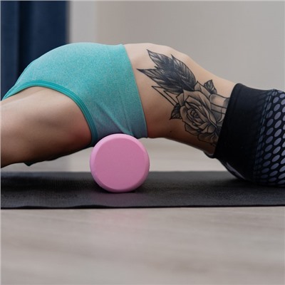 Ролик массажный Sangh, 30×9 см, цвет розовый