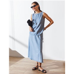 Топ с вырезом лодочка и асимметричным разрезом на спине из джинсового лиоцелла