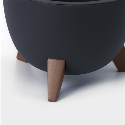 Кашпо для цветов на ножках «Флориан», 5.5 л (4.2 л), d=25 см, h=18.5 см, со вставкой, цвет графитовый