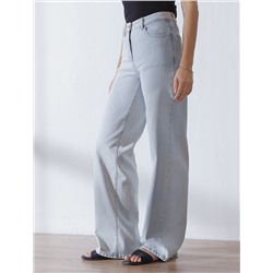 Джинсы трубы из эластичного денима