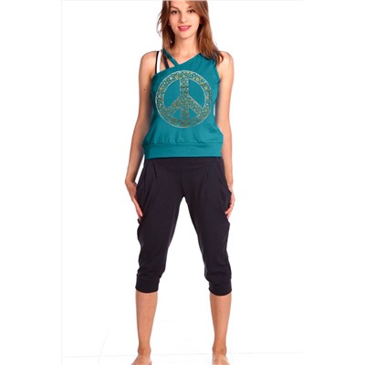 Женский домашний костюм с бриджами и майкой 33