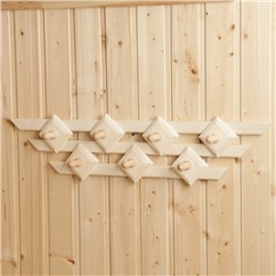 Вешалка для бани и сауны «Шахматка», 72×15×8 см, деревянная, настенная, 7 крючков