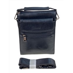 Мужская сумка из натуральной кожи  цвет черный