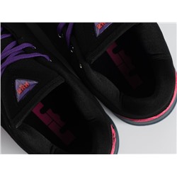 Кроссовки Nike Lebron XXII
