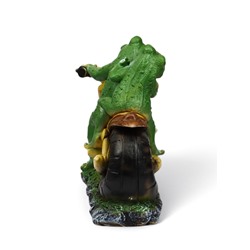 Садовая фигура из полистоуна «Лягушки на мотоцикле», 35×48×12 см