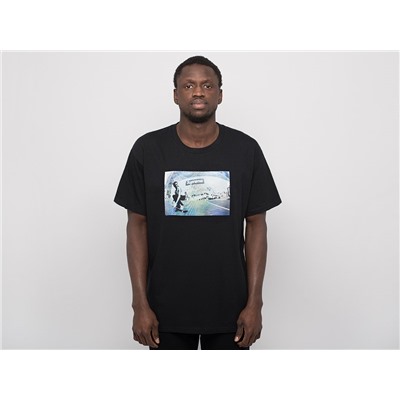 Футболка Supreme