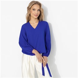 Блуза на завязках, В зоне внимания