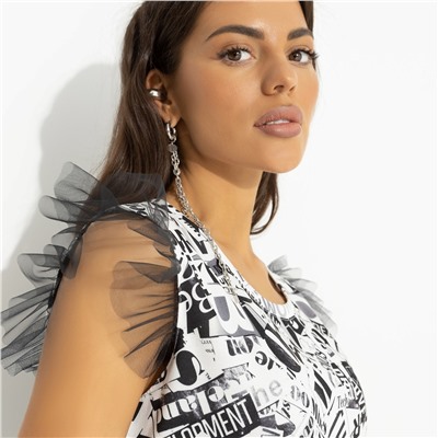 Платье прямого кроя, Обезоруживающий образ