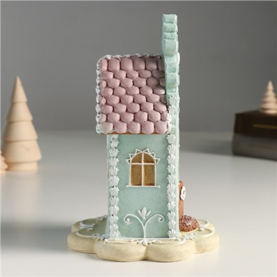 Фигурка полистоун «Пряничный домик голубой с розовой крышей», 13×13×20 см