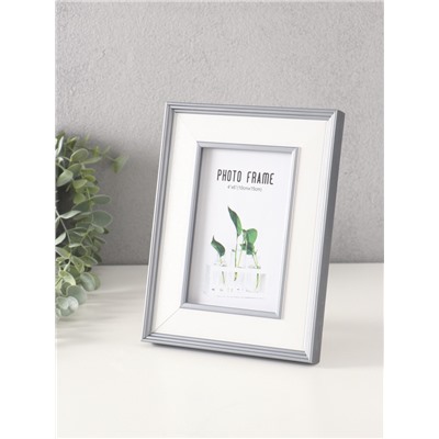 Фоторамка для фото 10×15 см «Романтизм», пластик, серая, 16.5×21.4 см