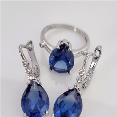 Комплект ювелирной бижутерии серьги и кольцо 19 р, покрытие посеребрение, вставка: фианиты, цвет: синий и прозрачный, арт.213.942-19