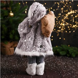 Дед Мороз под ёлку «Зимнее волшебство. Новогодняя игрушка в свитере и меховых ботинках», 47 см, бело-серый