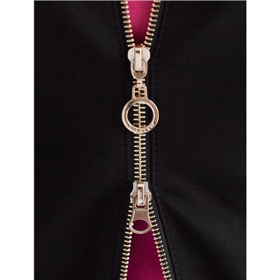 Бомбер среднего объема на молнии с карманами из эластичного футера двухнитки