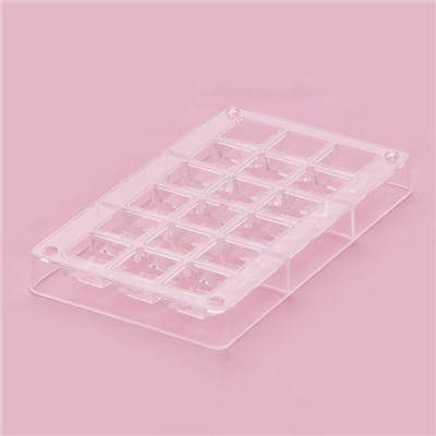 Форма для конфет и шоколада «Кубики», 20×12×2.5 см, 18 ячеек 2.5×1 см, прозрачная