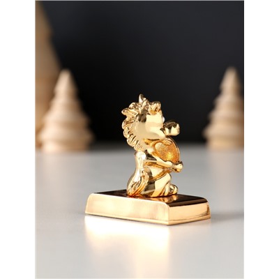 Фигурка «Лошадка с монеткой на подставке и с пожеланием: Счастья», 4×2.3×5 см