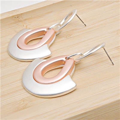 Серьги длинные на гвоздиках арт. 11 4846 (id 235797)