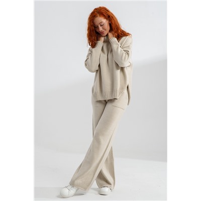 84504 Костюм женский