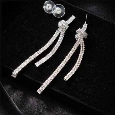 Серьги бижутерия висячие вечерние с камнями, цвет: серебристый и прозрачный, арт.012.061