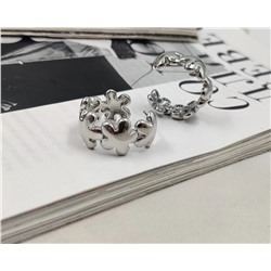 Серьги стильные