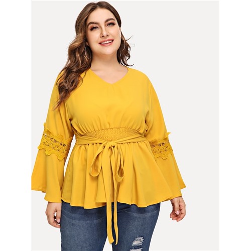SHEIN Размера Плюс Платье С Рукавом Клеш И Цветочным Кружевом
