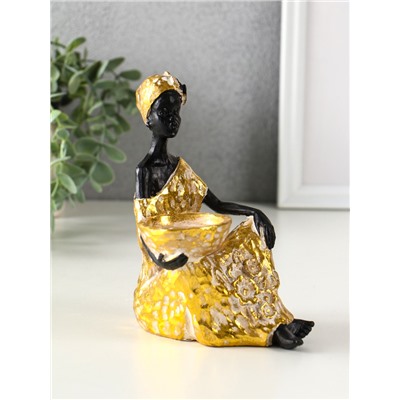 Фигурка - подсвечник на 1 свечу «Африканка в золотом платье с цветами», полистоун, d=4.5 см, 10.5×12×16 см