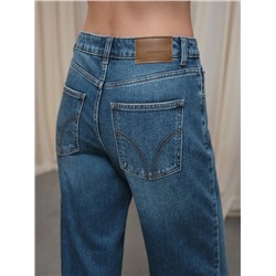 Актуальная коллекция CONTE CON-814 Синие джинсы relaxed mom с эффектом потёртостей