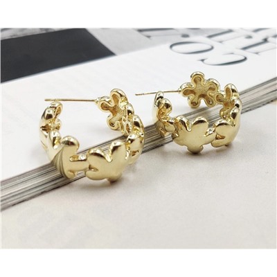 Серьги стильные