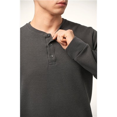 Мужской лонгслив на пуговицах Happyfox