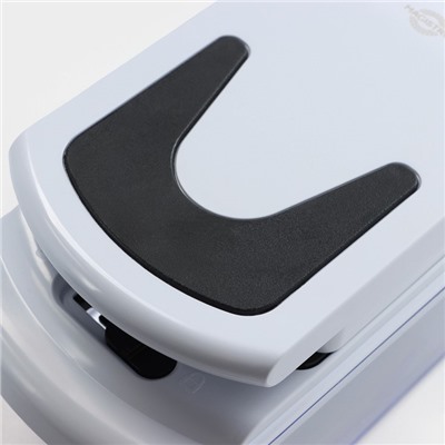 Овощерезка универсальная Magistro Vegan pro, 7 насадок, овощечистка, контейнер, чёрно-белая