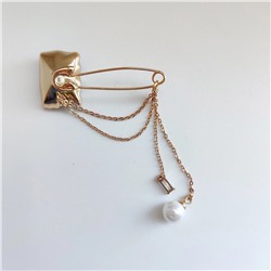 Брошь с кристаллами Swarovski