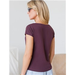 Нарядная футболка с серебристым принтом