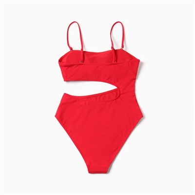 Купальник женский слитный с вырезом на животе MINAKU, размер 42, красный