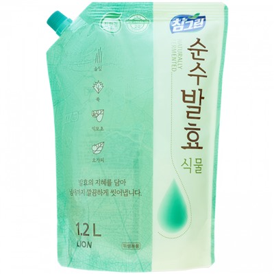 LION CHARM Green Средство для мытья посуды, овощей и фруктов (Горные травы) 1200 г