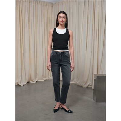 Актуальная коллекция CONTE CON-847 Чёрные джинсы mom с декоративными патами на талии