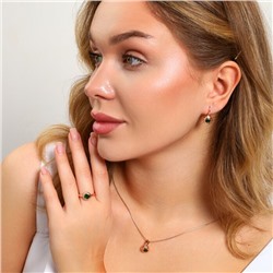 Комплект ювелирной бижутерии коллекция "Дубай" серьги, кулон и кольцо 19 р, покрытие: позолота, вставка: фианиты, цвет: зеленый, арт.213.907-19