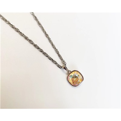 Подвеска с кристаллами Swarovski