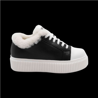 Кроссовки из натуральной кожи на меху А43-1 черные